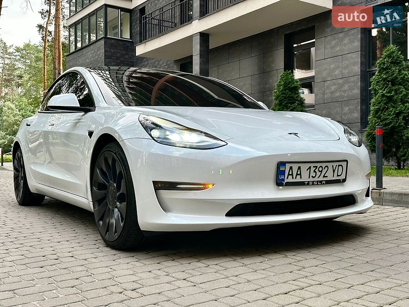 Седан Tesla Model 3 2022 в Броварах фото 10 Седан Tesla Model 3 2022 в Броварах