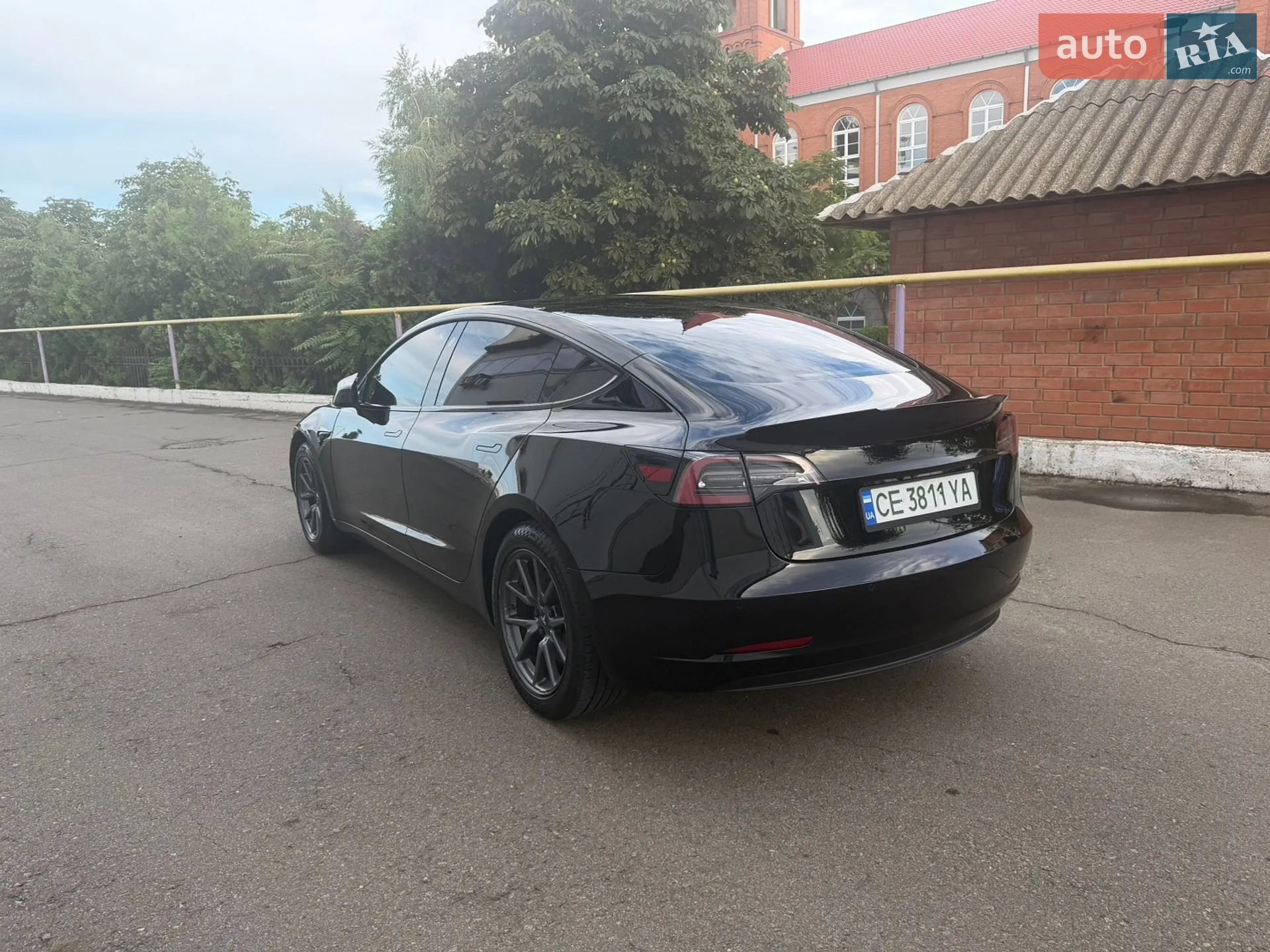 2019 Tesla Model 3 - мініатюра 9