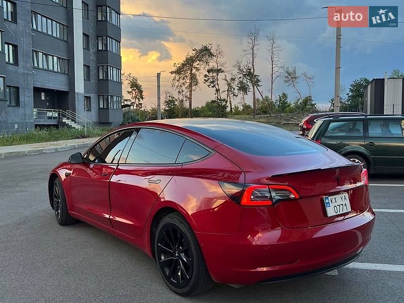 Седан Tesla Model 3 2021 в Харькове
