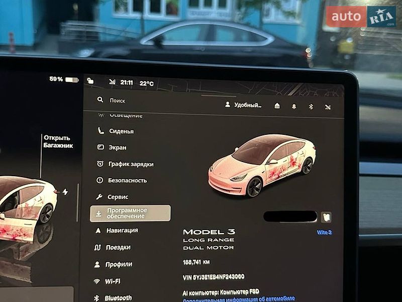 Седан Tesla Model 3 2022 в Киеве