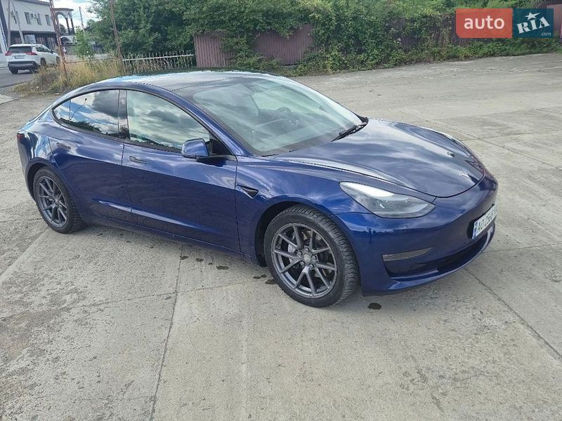 Tesla Model 3 2021