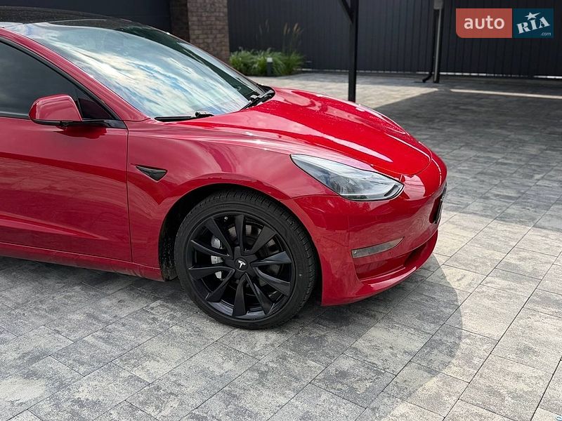 Седан Tesla Model 3 2019 в Луцьку фото 3 Седан Tesla Model 3 2019 в Луцьку