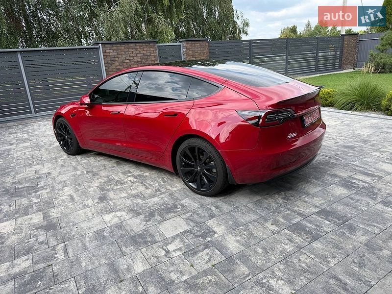 Седан Tesla Model 3 2019 в Луцьку