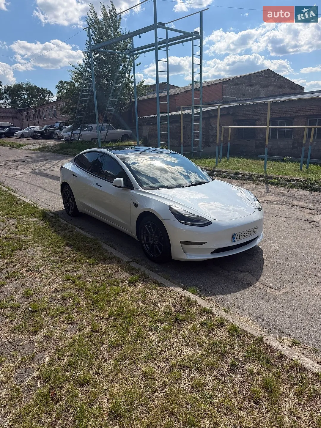 2022 Tesla Model 3 - мініатюра 3