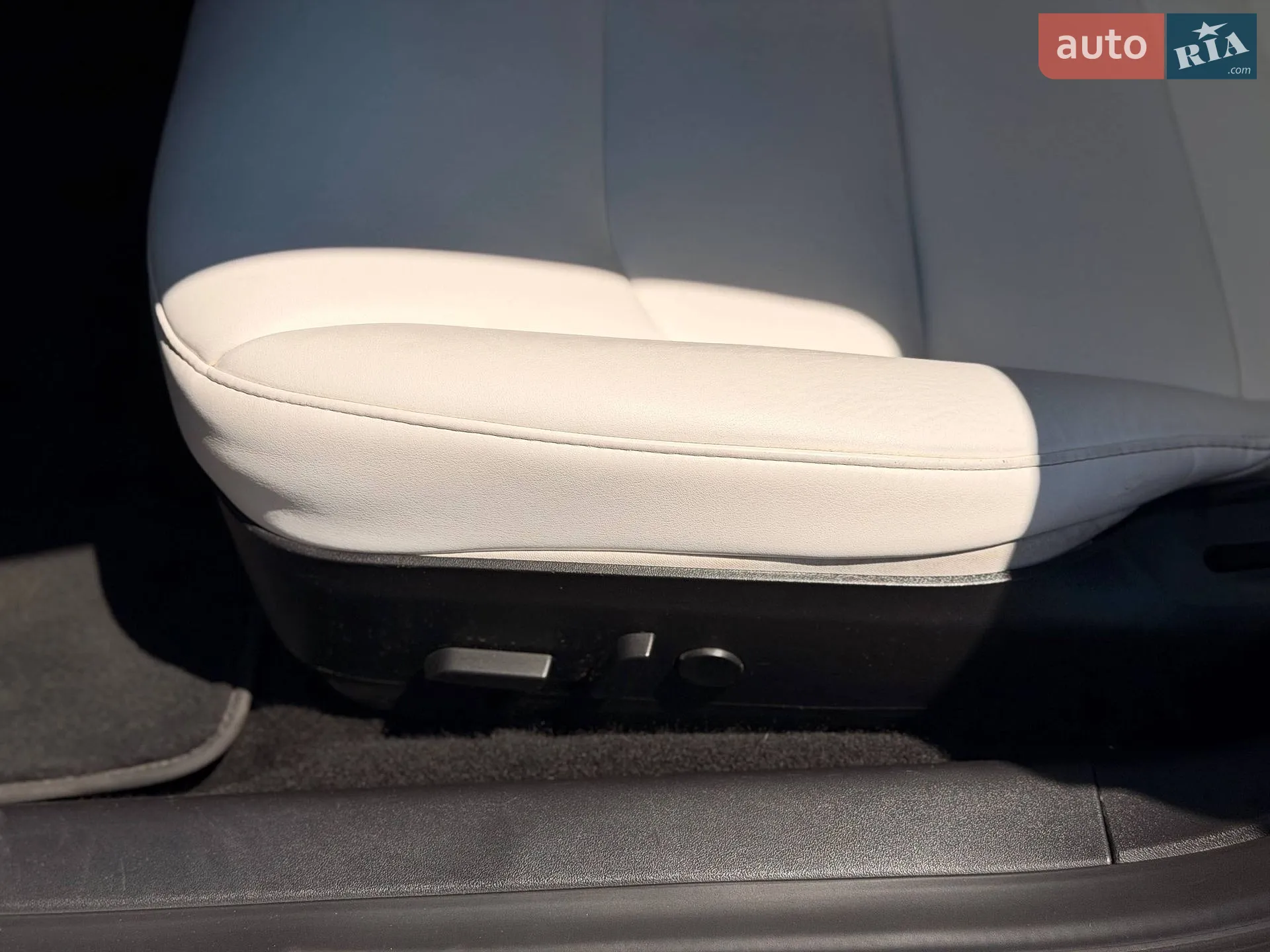 2019 Tesla Model 3 - мініатюра 45