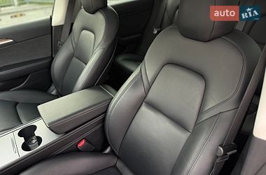 Седан Tesla Model 3 2022 в Дніпрі