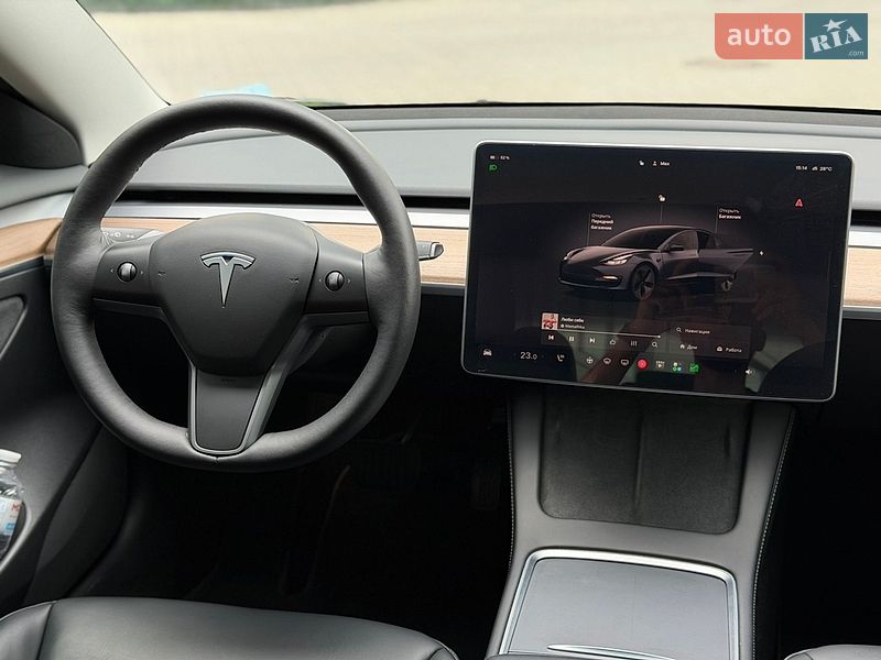 Седан Tesla Model 3 2022 в Дніпрі