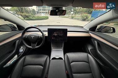 Седан Tesla Model 3 2022 в Дніпрі