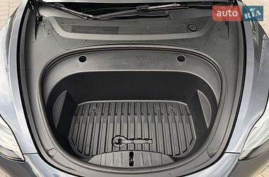 Седан Tesla Model 3 2022 в Дніпрі