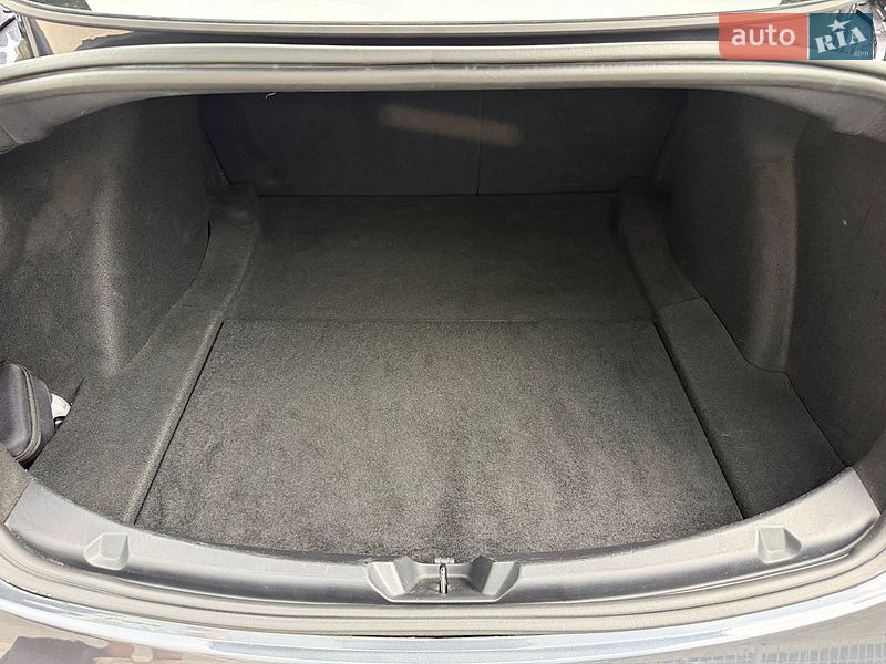 Седан Tesla Model 3 2022 в Дніпрі