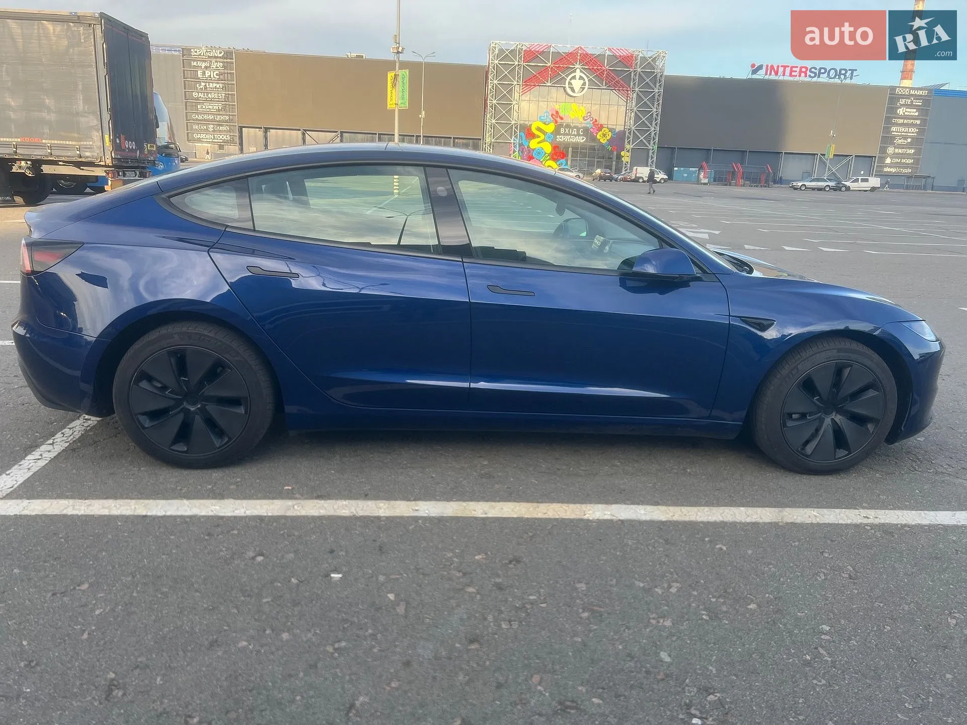 2024 Tesla Model 3 - мініатюра 9