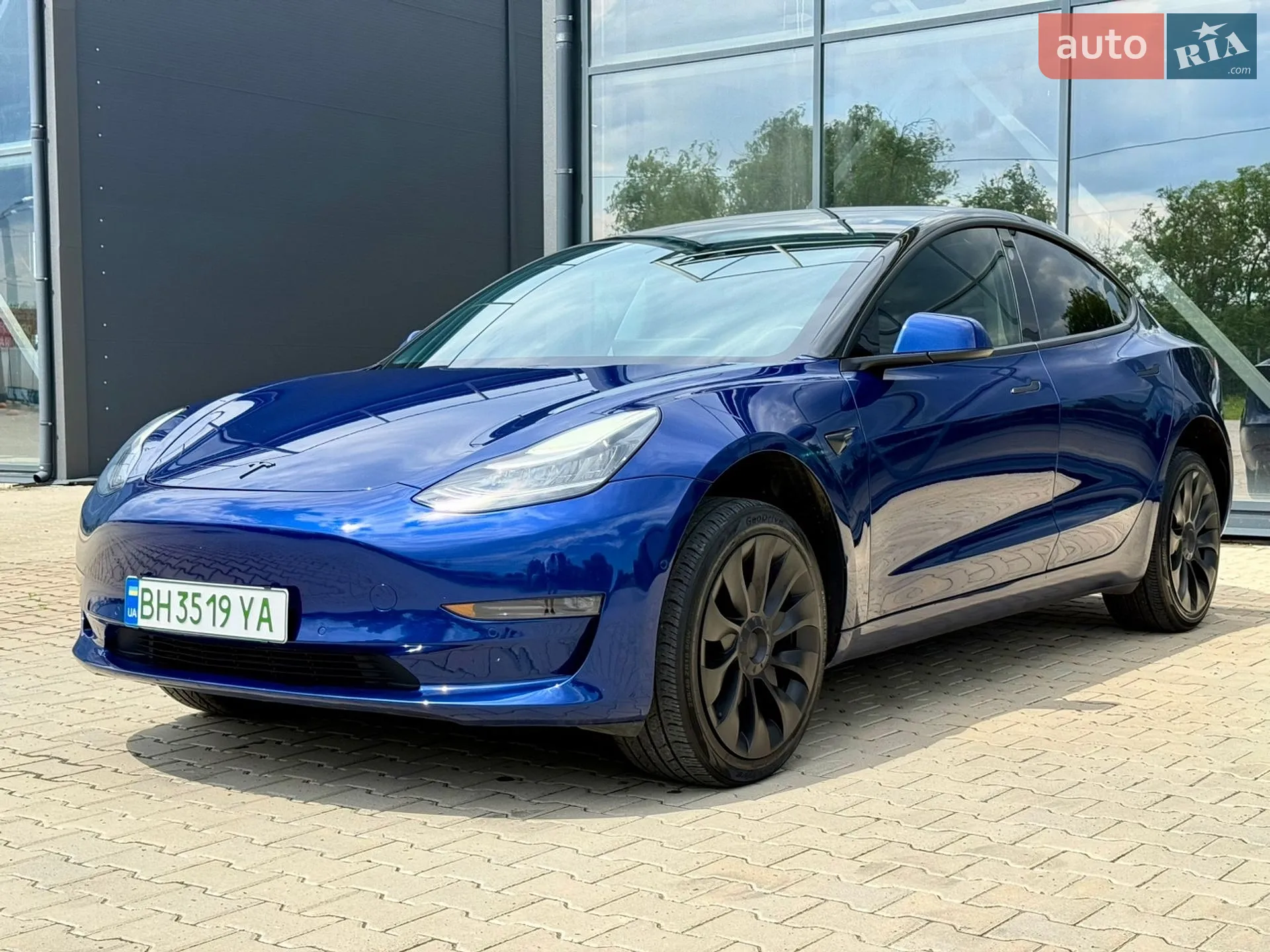 2019 Tesla Model 3 - мініатюра 4