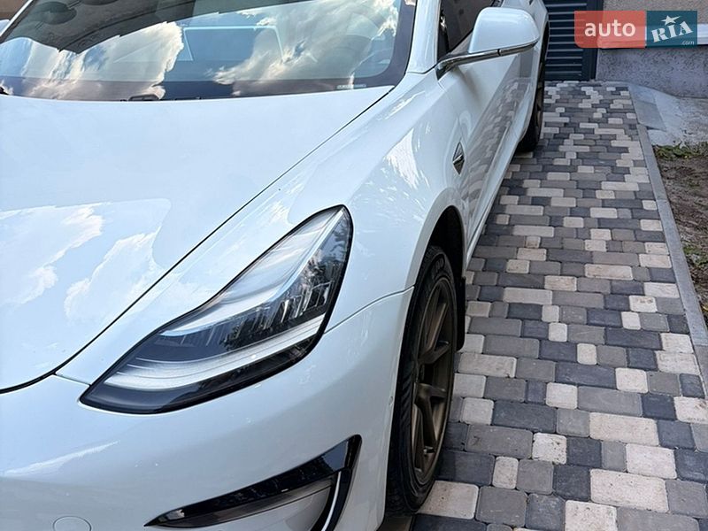 Седан Tesla Model 3 2020 в Кропивницькому фото 6 Седан Tesla Model 3 2020 в Кропивницькому