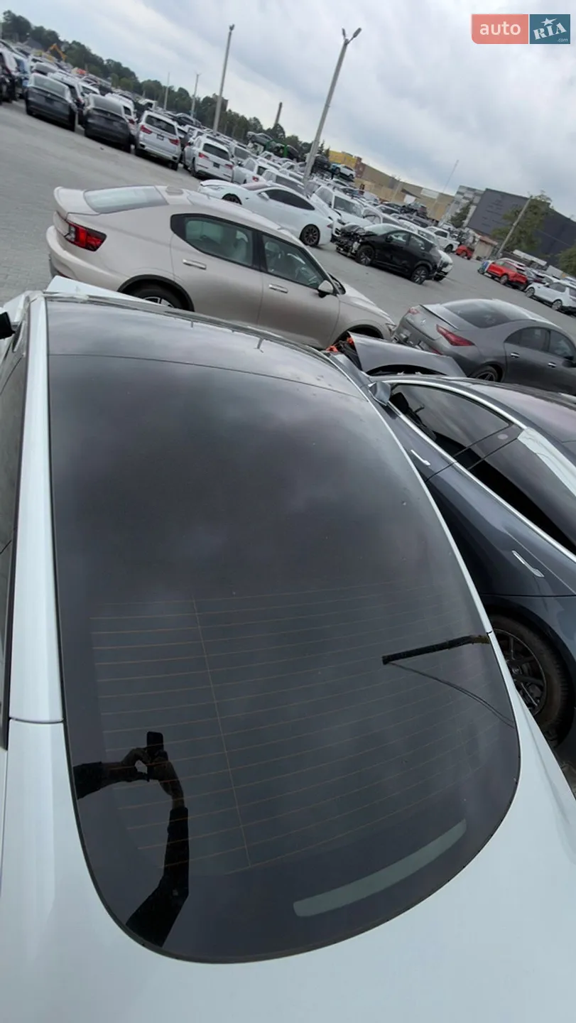 2022 Tesla Model 3 - мініатюра 10