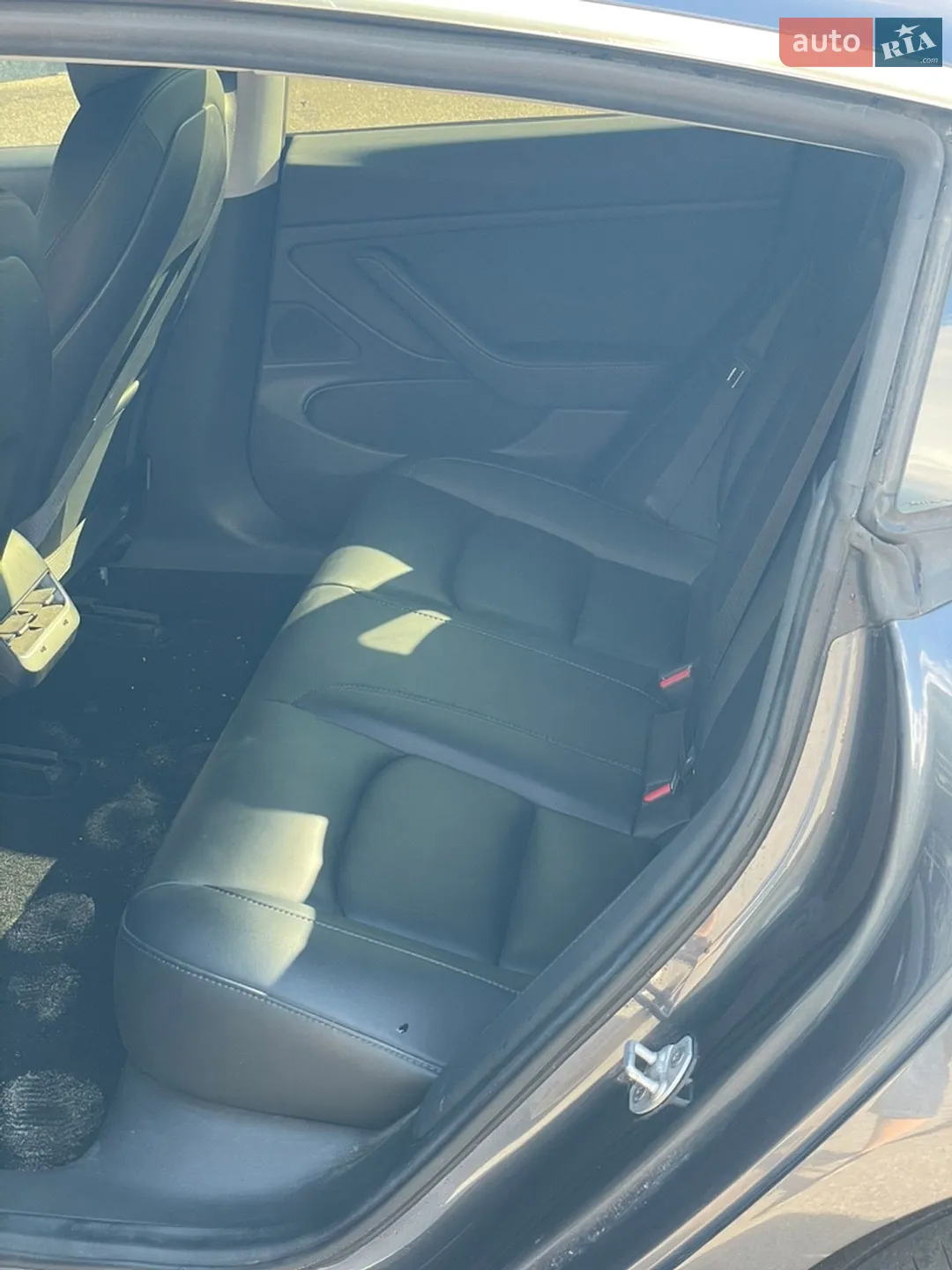 2019 Tesla Model 3 - мініатюра 8