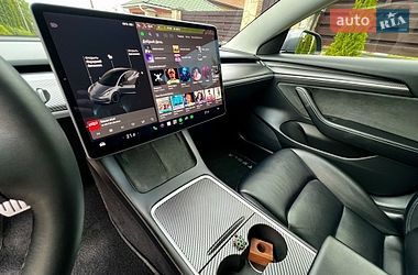 Седан Tesla Model 3 2021 в Хмельницькому