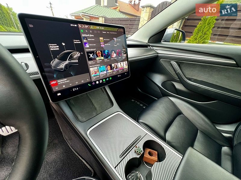 Седан Tesla Model 3 2021 в Хмельницькому