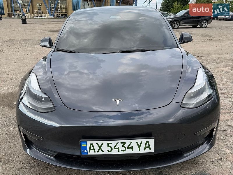 Седан Tesla Model 3 2022 в Харкові