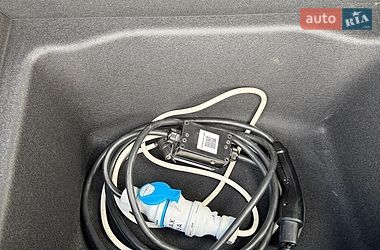 Седан Tesla Model 3 2022 в Харкові