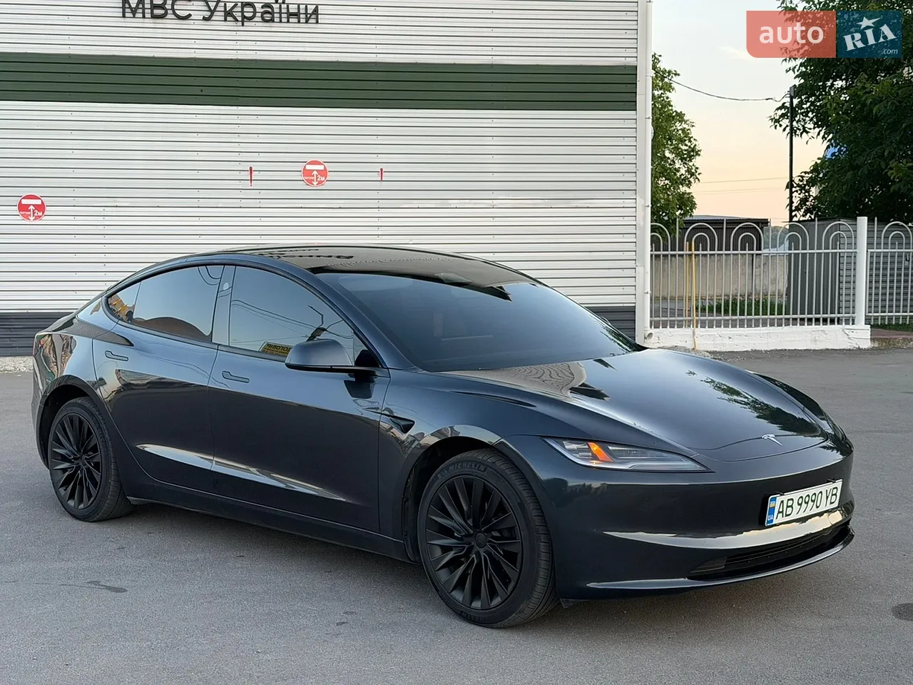 2025 Tesla Model 3 - мініатюра 82