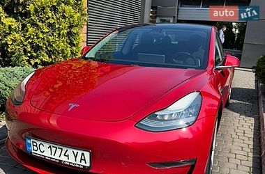 Седан Tesla Model 3 2019 в Львові фото Седан Tesla Model 3 2019 в Львові