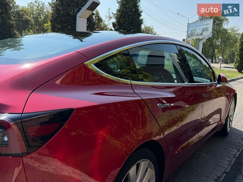 Седан Tesla Model 3 2019 в Львові фото 3 Седан Tesla Model 3 2019 в Львові