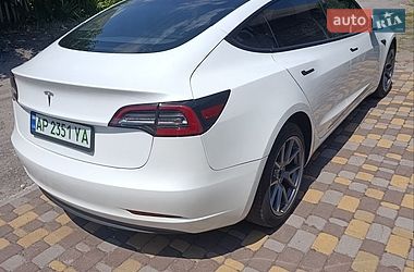 Седан Tesla Model 3 2023 в Запоріжжі