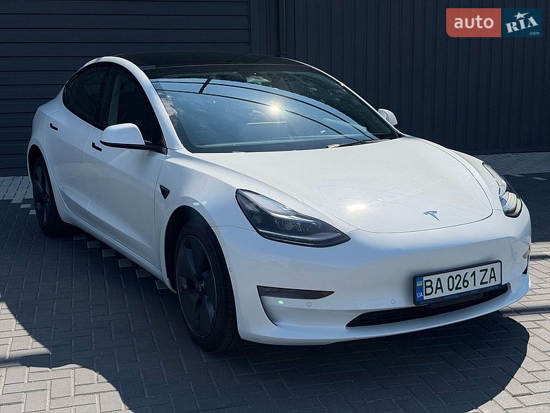 Tesla Model 3 2022 Tesla Model 3 2022