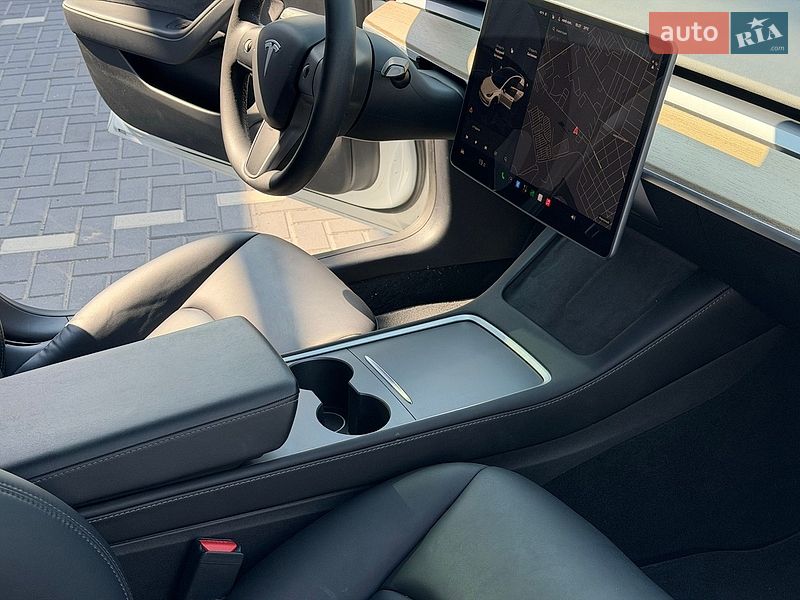 Седан Tesla Model 3 2022 в Кропивницком фото 32 Седан Tesla Model 3 2022 в Кропивницком
