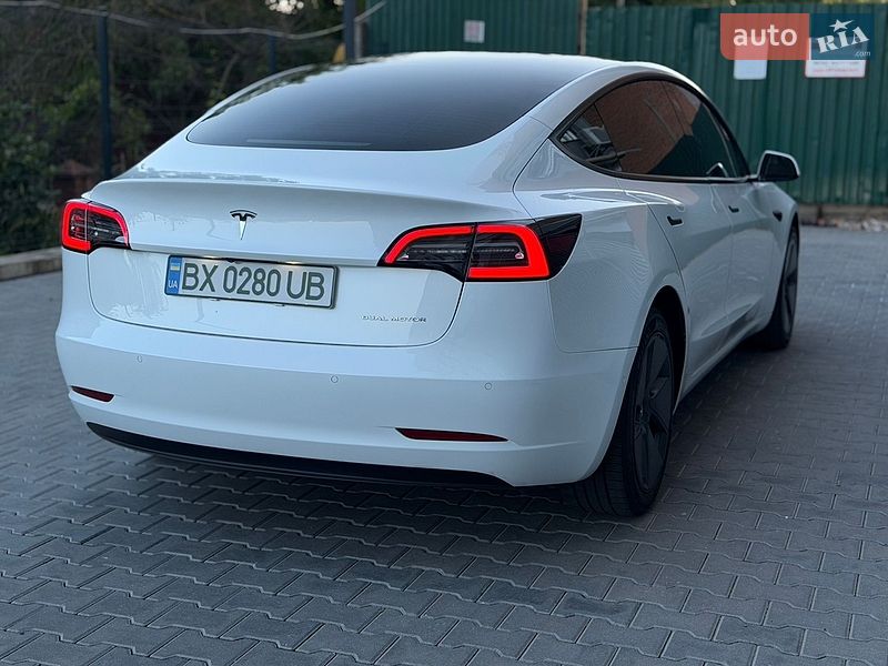 Седан Tesla Model 3 2022 в Хмельницькому фото 11 Седан Tesla Model 3 2022 в Хмельницькому