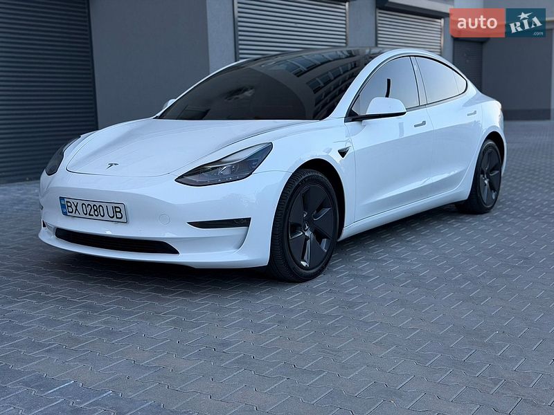 Седан Tesla Model 3 2022 в Хмельницькому фото 21 Седан Tesla Model 3 2022 в Хмельницькому