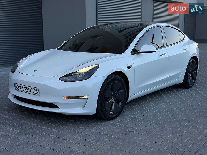 Седан Tesla Model 3 2022 в Хмельницькому фото 22 Седан Tesla Model 3 2022 в Хмельницькому