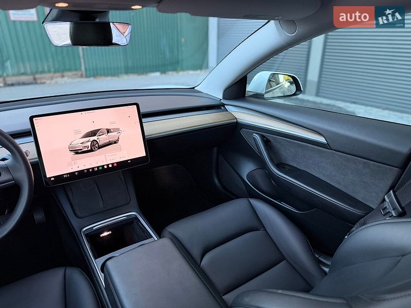 Седан Tesla Model 3 2022 в Хмельницькому фото 45 Седан Tesla Model 3 2022 в Хмельницькому