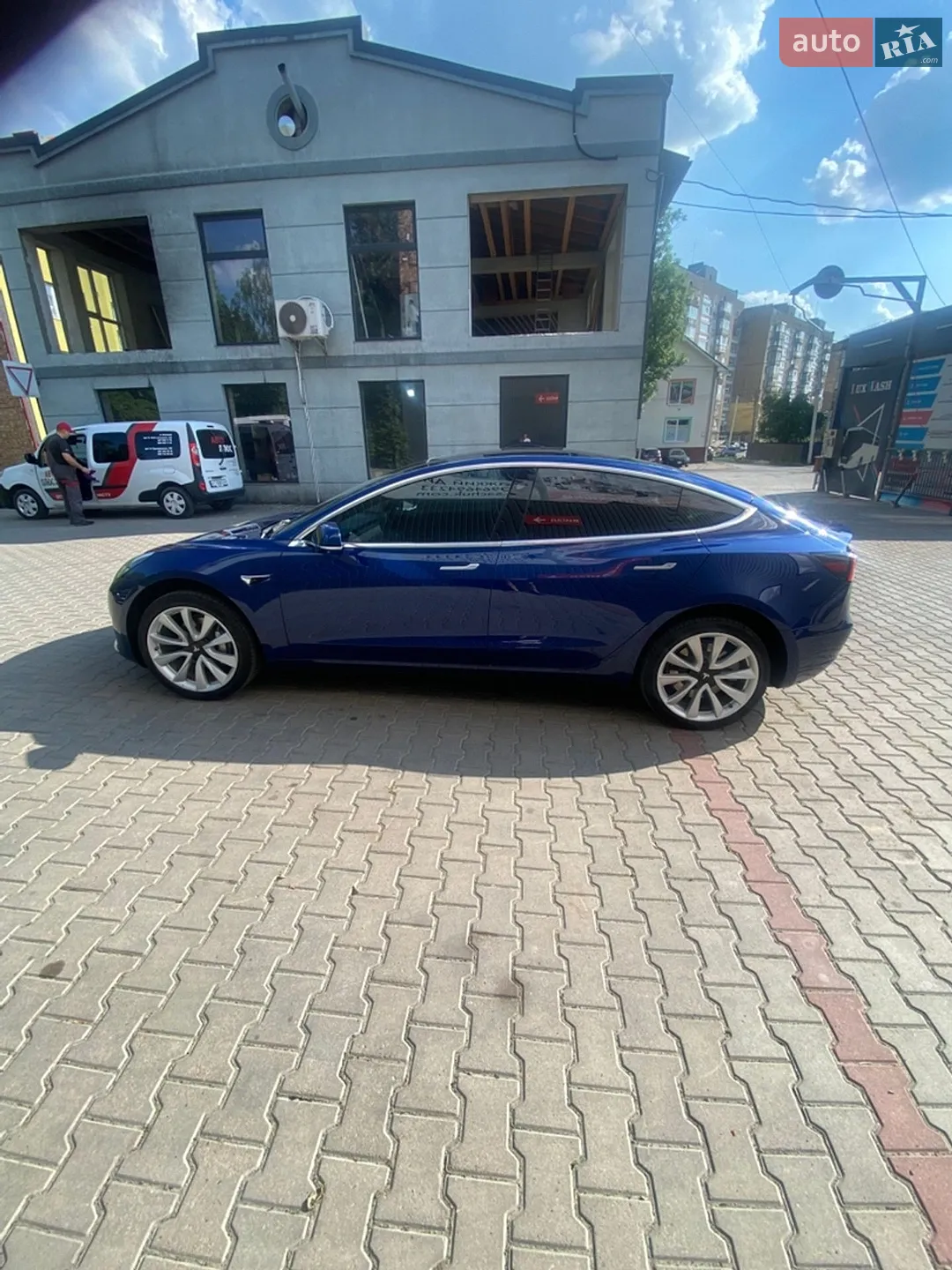 2020 Tesla Model 3 - мініатюра 12