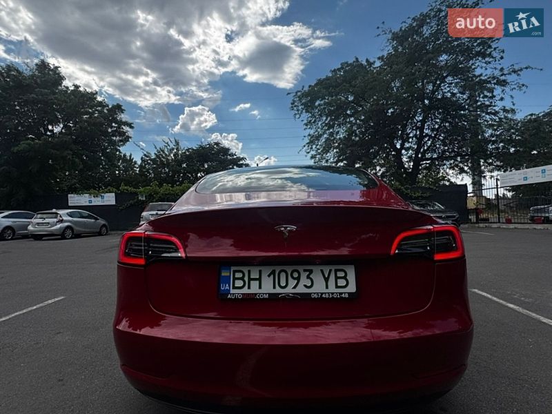 Седан Tesla Model 3 2023 в Одесі фото 5 Седан Tesla Model 3 2023 в Одесі