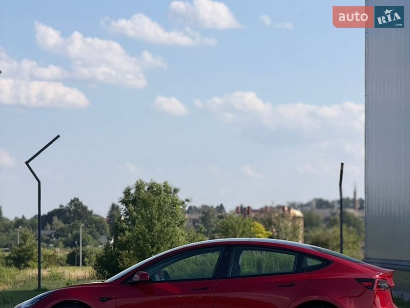 Седан Tesla Model 3 2022 в Ровно фото 8 Седан Tesla Model 3 2022 в Ровно