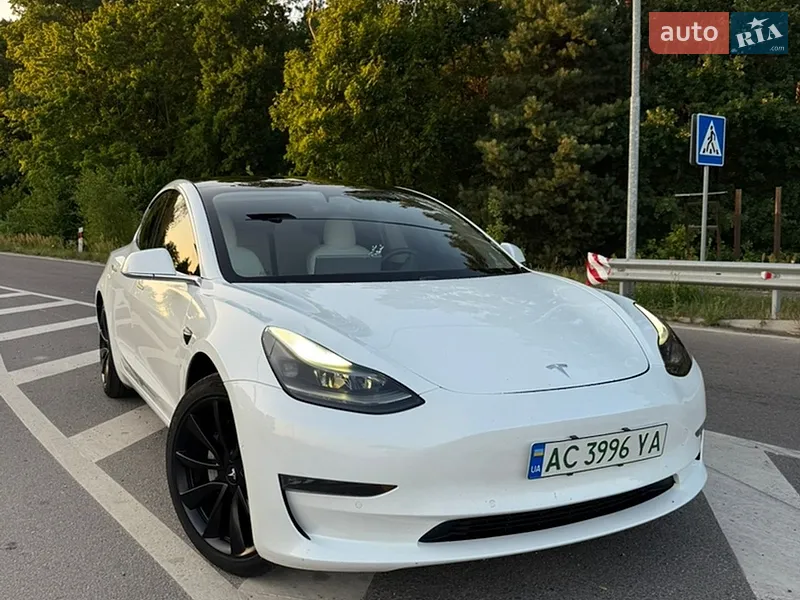 Tesla Model 3 2019
