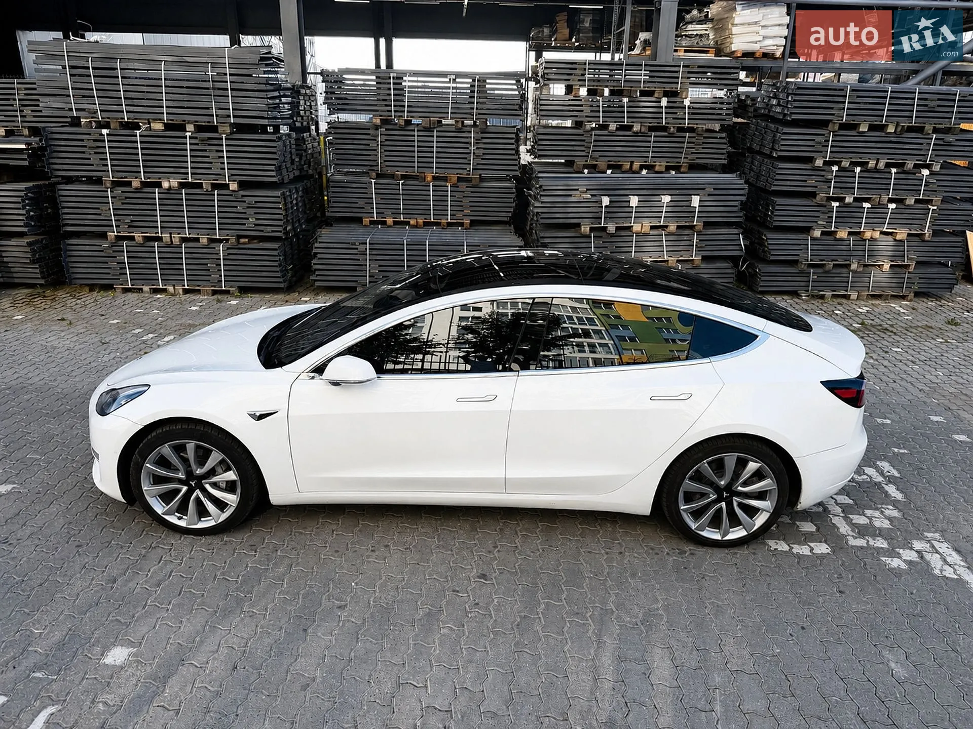 2019 Tesla Model 3 - мініатюра 4