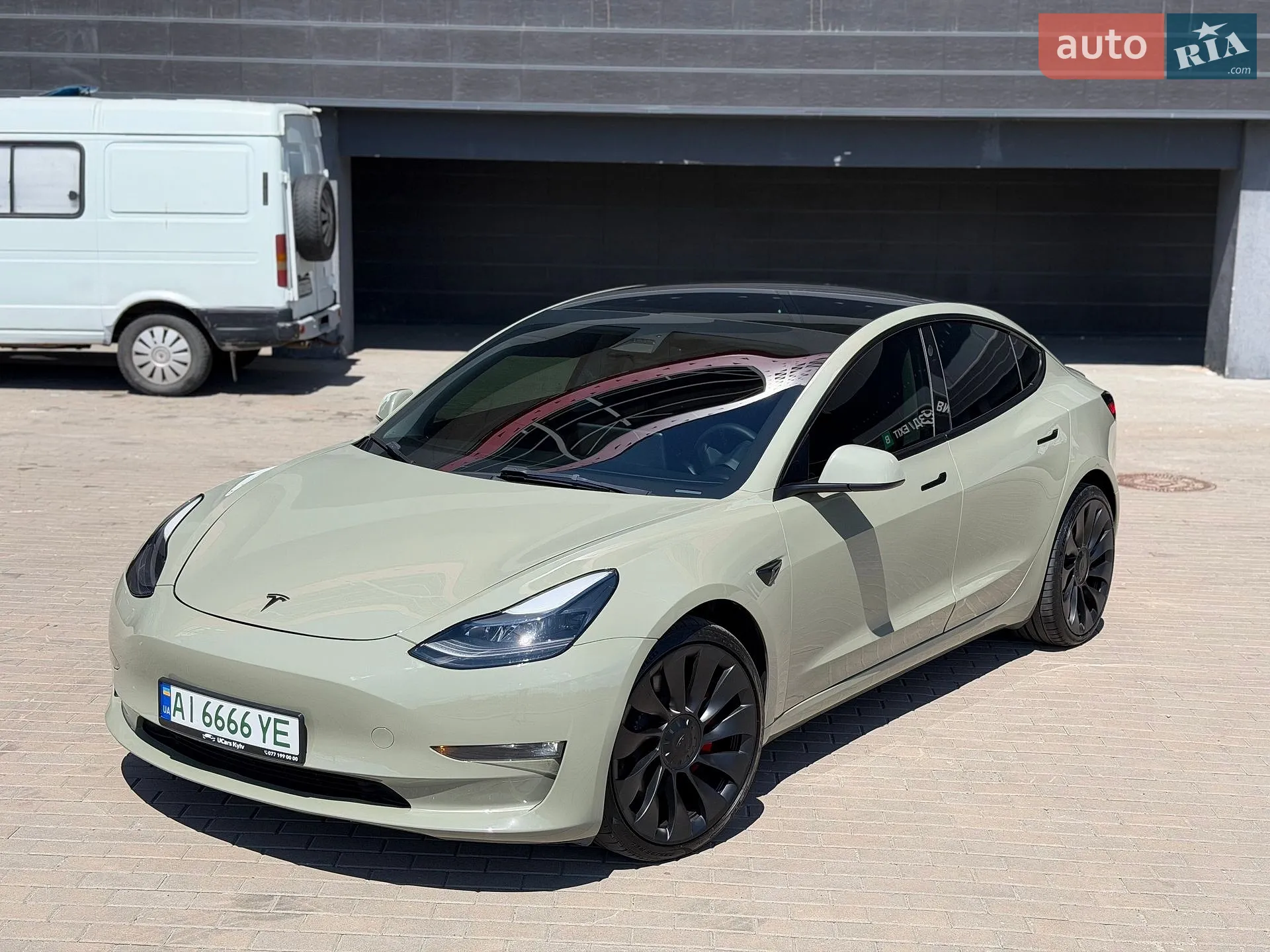 2022 Tesla Model 3 - мініатюра 16