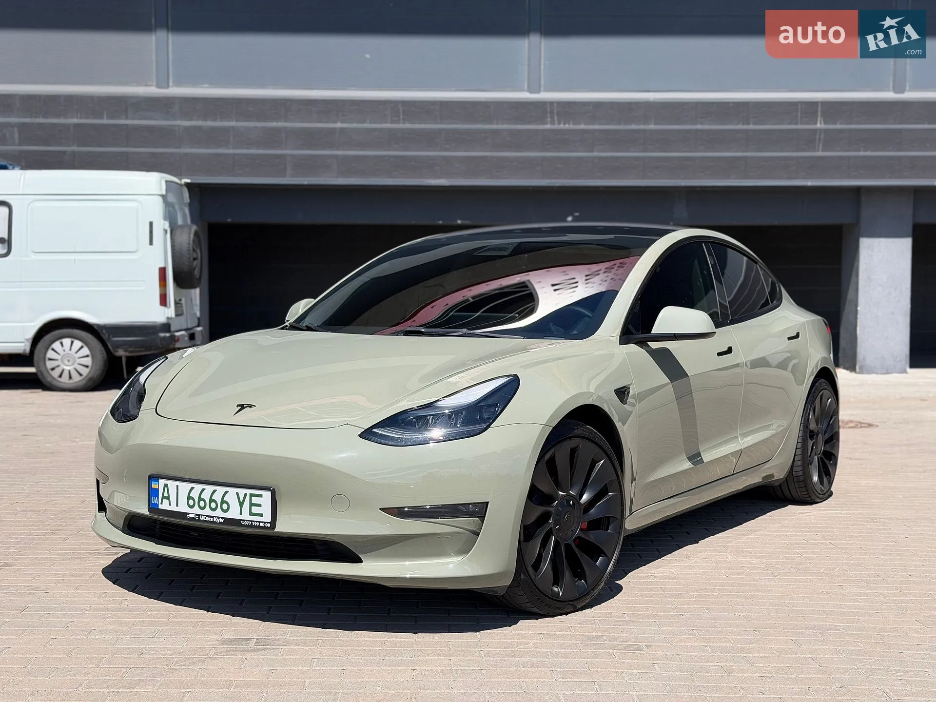 2022 Tesla Model 3 - мініатюра 18