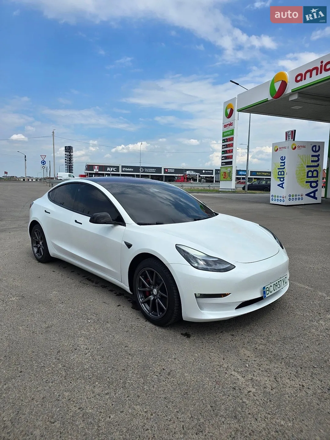 2018 Tesla Model 3 - мініатюра 13