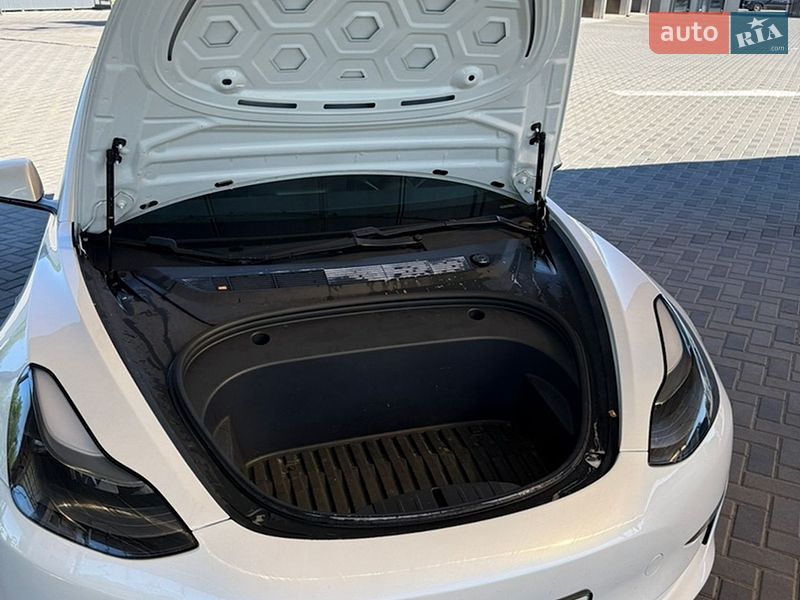 Седан Tesla Model 3 2020 в Полтаві фото 9 Седан Tesla Model 3 2020 в Полтаві