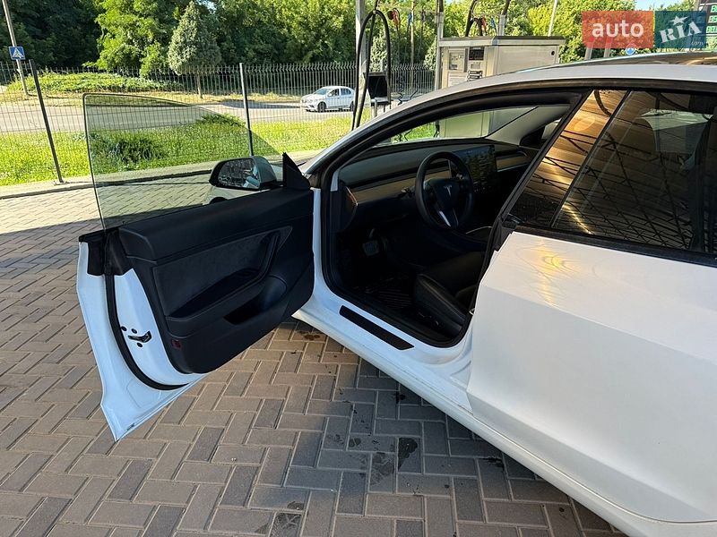 Седан Tesla Model 3 2020 в Полтаві фото 18 Седан Tesla Model 3 2020 в Полтаві