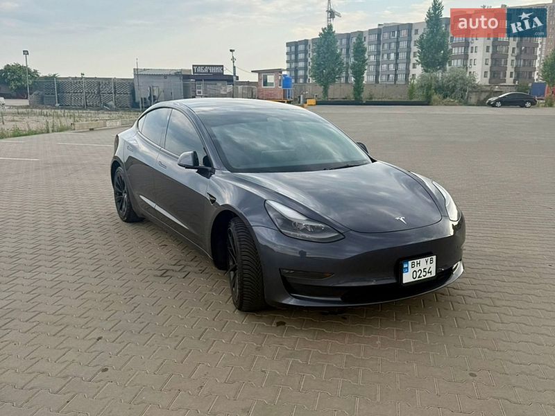 Седан Tesla Model 3 2022 в Одесі
