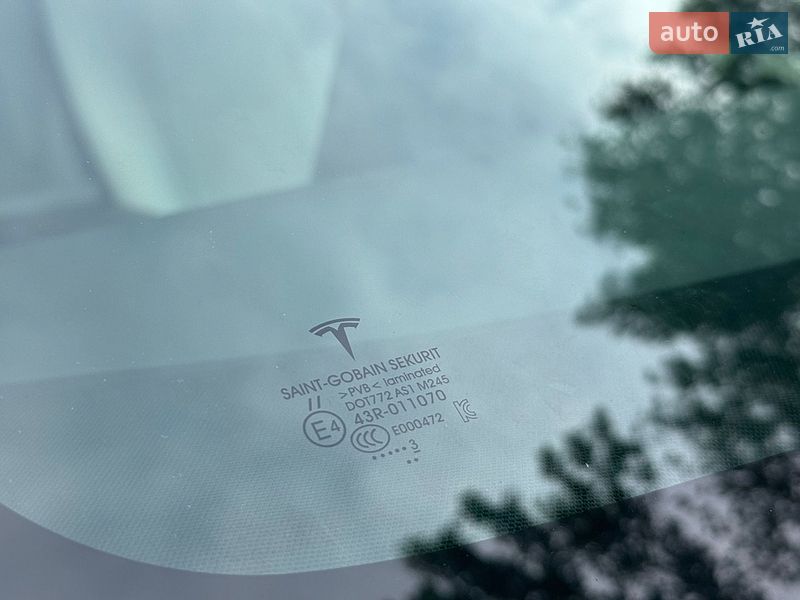 Седан Tesla Model 3 2021 в Костопілі