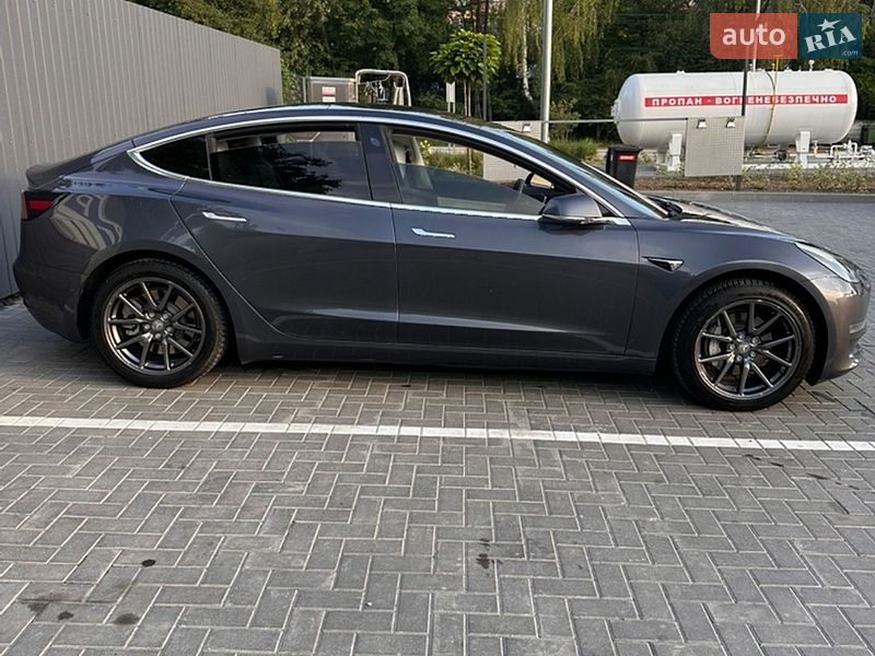 Седан Tesla Model 3 2018 в Кам'янець-Подільському фото 9 Седан Tesla Model 3 2018 в Кам'янець-Подільському