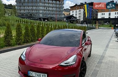 Седан Tesla Model 3 2018 в Трускавце