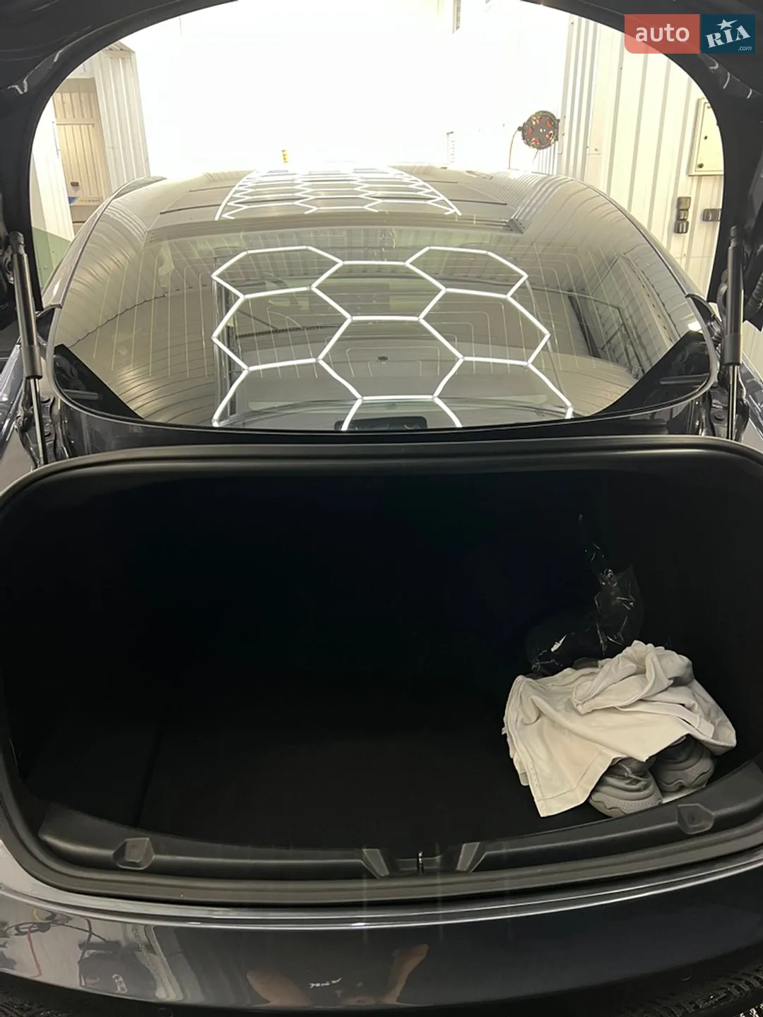 2018 Tesla Model 3 - мініатюра 17