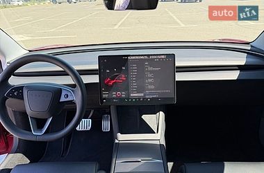 Седан Tesla Model 3 2024 в Києві