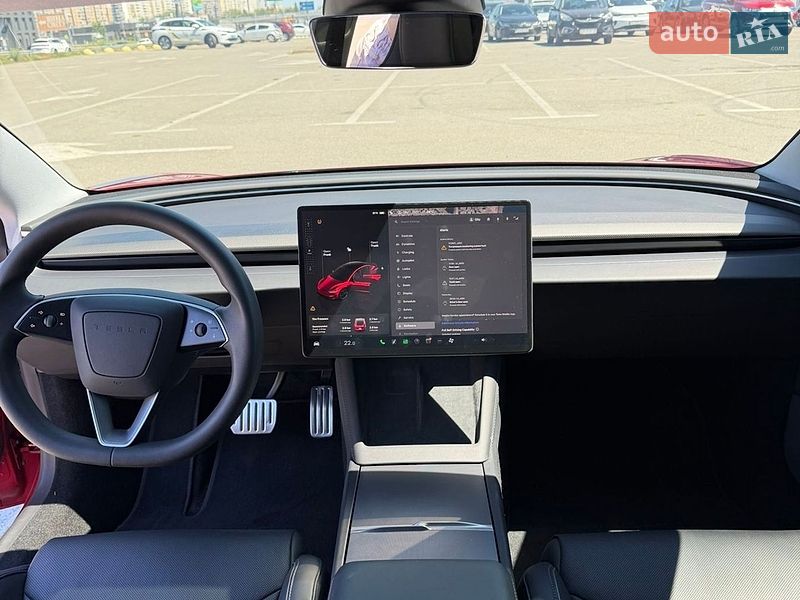 Седан Tesla Model 3 2024 в Києві